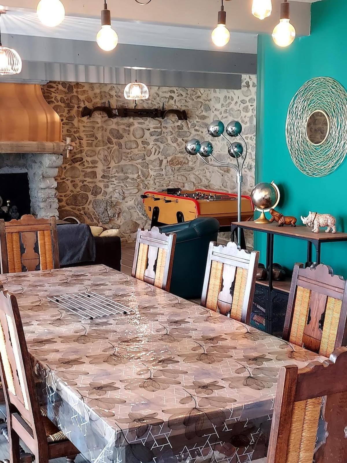 Maison De Village Au Pied Des Pyrenees Marignac  Exteriör bild